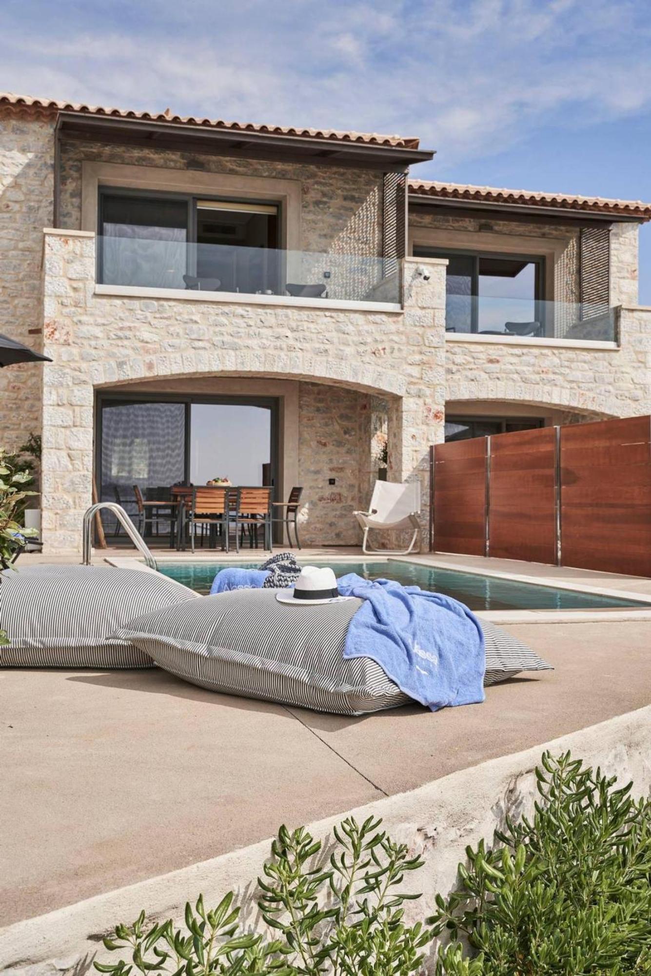 Beachfront Alassa Villas With Private Pools Kotronion  外观 照片